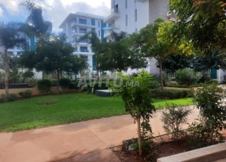 Un bel appartement à louer neuf vue sur mer