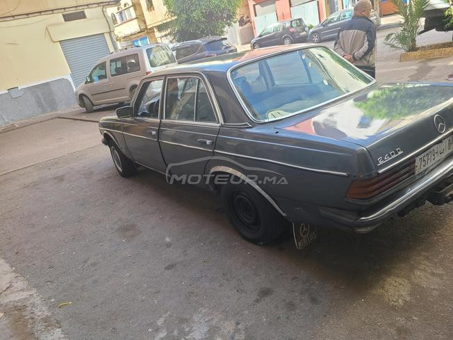 mercedes 240 
