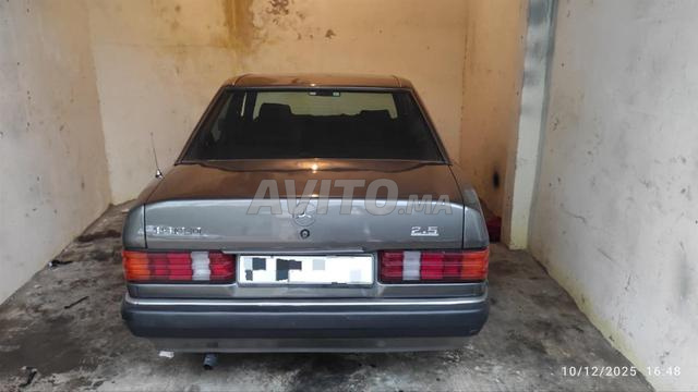 Mercedes-Benz 190 D 2.5 M87 DUWANA 91