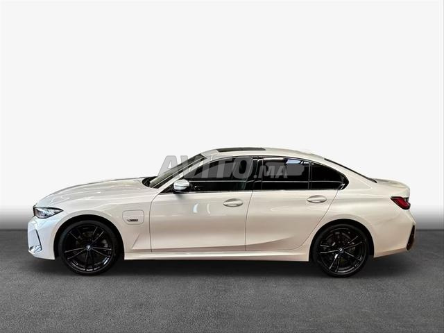 BMW Série 3 Hybride Automatique 2022 à Rabat