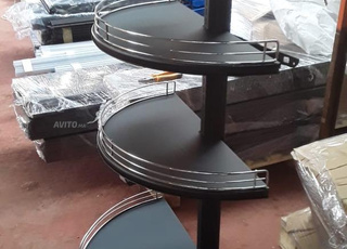 رأس جندول نصف دائرة