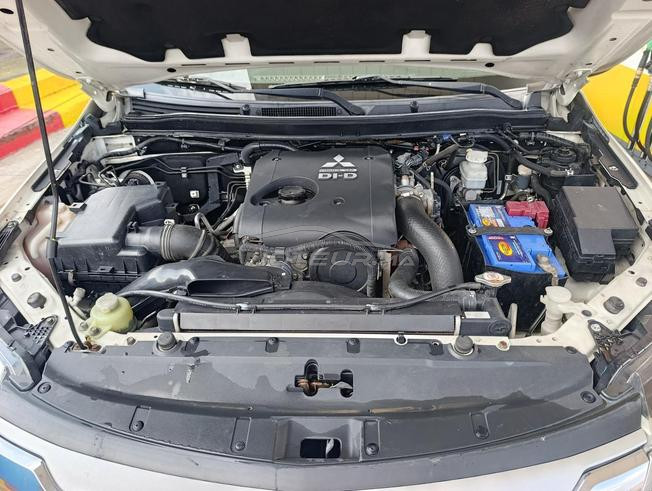 mitsubishi pajero a vendre 