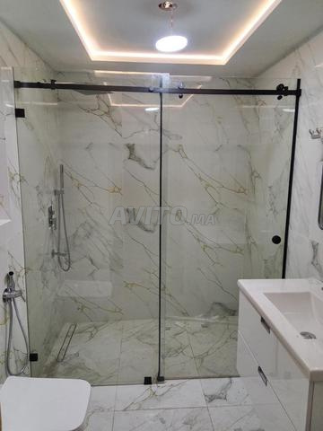 حواجز الاستحمام