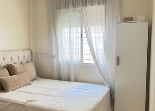 APPARTEMENT VIDE BOUSKOURA CENTRE