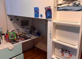 سرير مكتب IKEA بحالة جيدة جدا