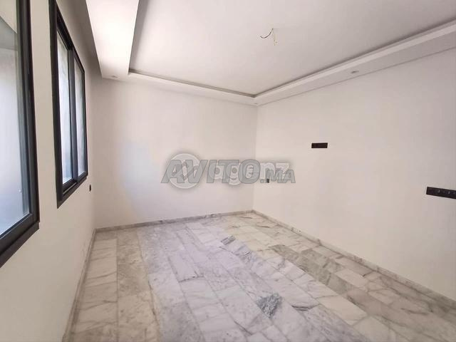 CMN-HA-1778 - Appartement à vendre à Almaz - 2