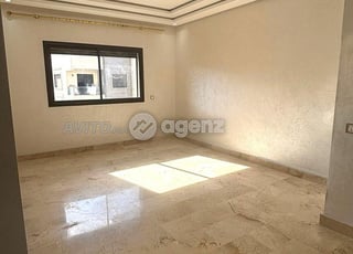 CMN-AI-1060 - Appartement à vendre à Beausite