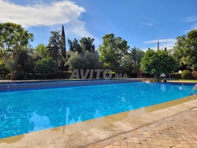 Appartement Meublé à louer - image 3