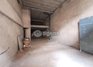 CMN-MA-1669 - Commerce à vendre à Les princesses