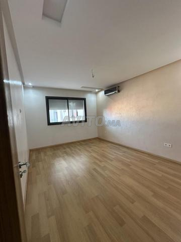 Appart à vendre138 m² plus14m2 sous sol Dakhla