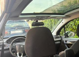 Peugeot 208 Diesel Manuelle 2019 à Casablanca