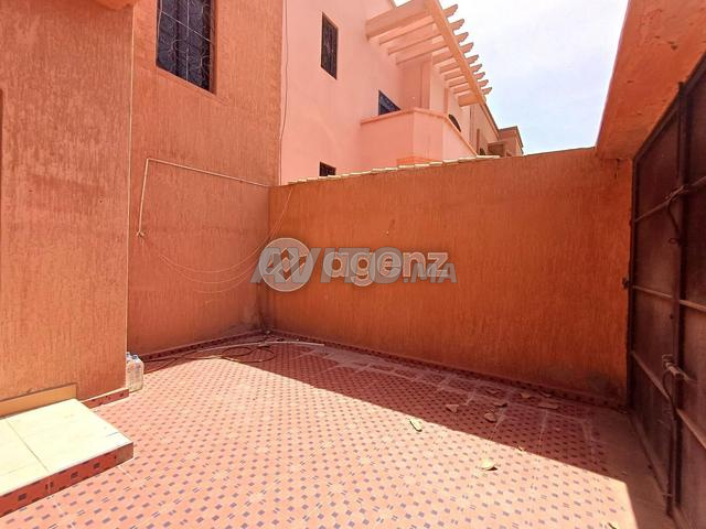 RAK-GU-1219 - Villa à vendre à Daoudiat - 2