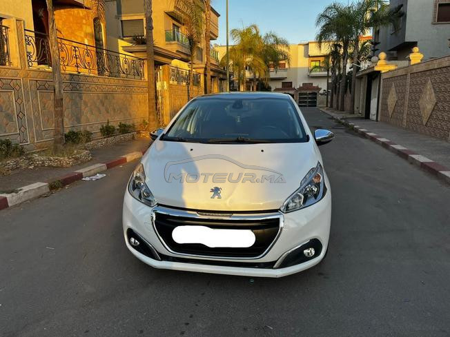 Peugeot 208 Diesel Manuelle 2016 à Casablanca