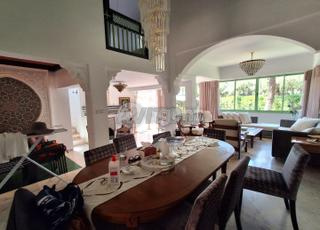 RAK-AN-1071 - Villa à vendre à Ennakhil (Palmeraie)