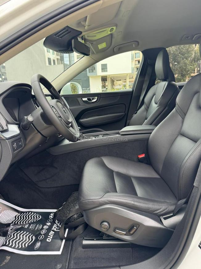 VOLVO XC60 D4