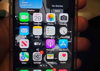 iPhone SE 2020 64 GB (82🔋) JAMAIS OUVERT ET NEUF