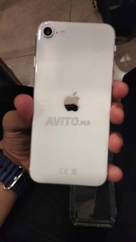 iPhone SE 2020 64 GB (82🔋) JAMAIS OUVERT ET NEUF - 2
