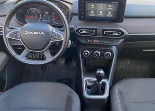 Dacia Sandero toute option