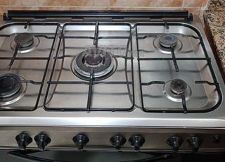 Four à gaz briquet électrique