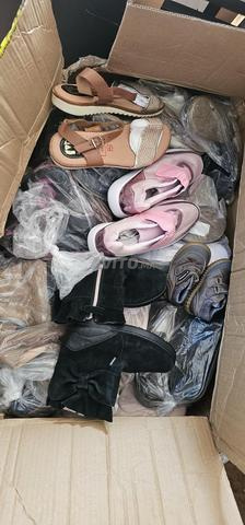 ملابس للبيع