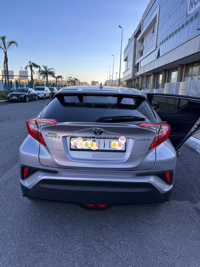 Toyota C-HR Hybride Automatique 2019 à Casablanca