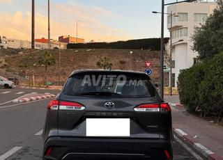 تويوتا كورولا كروس هايبرد 2023 في أكادير