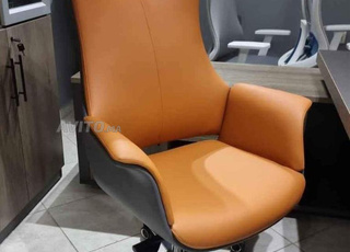 Chaise de bureau importée très haut de gamme, luxueuse et moderne