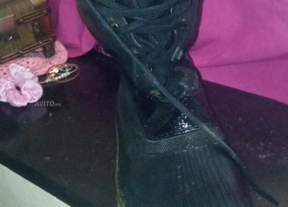 حذاء مقاوم للماء مقاس 43