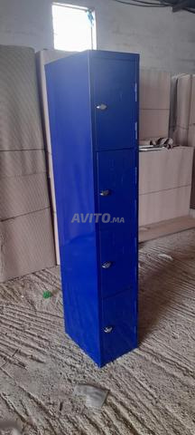 Mobilier métallique vestiaire et monobloc