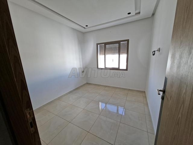 غرفة فارغة لفتاة