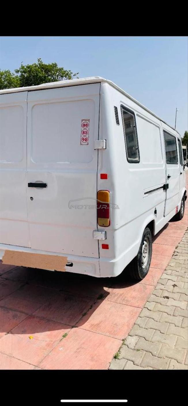 Mercedes-Benz 207D Diesel Manuelle 1983 à Safi