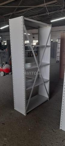 أرفف خفيفة معدنية ومجلفنة