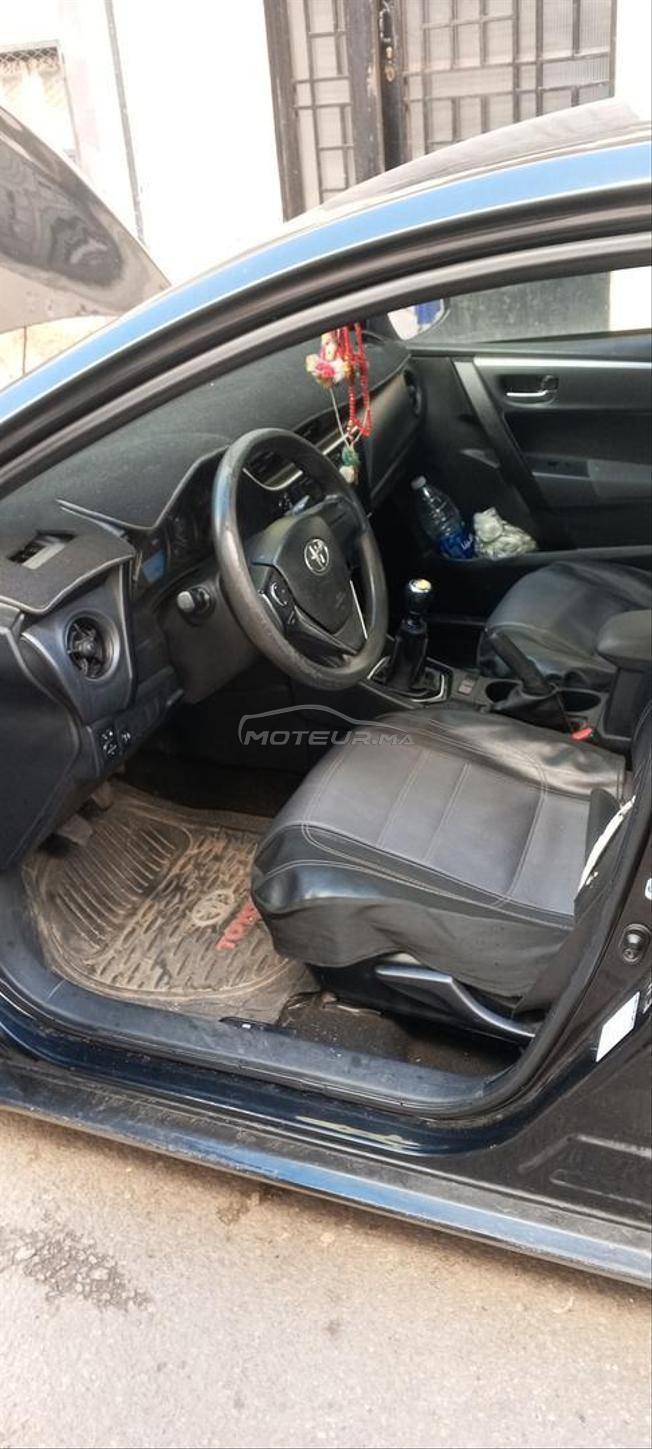 Toyota Corolla 2017 li chari mare7ba 