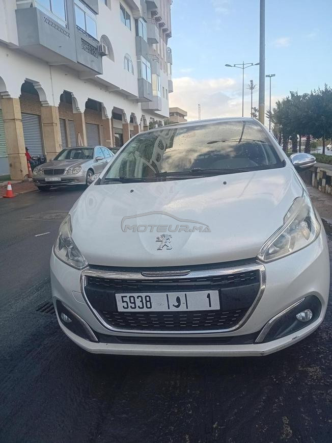 Peugeot 208 Diesel Manuelle 2019 à Rabat
