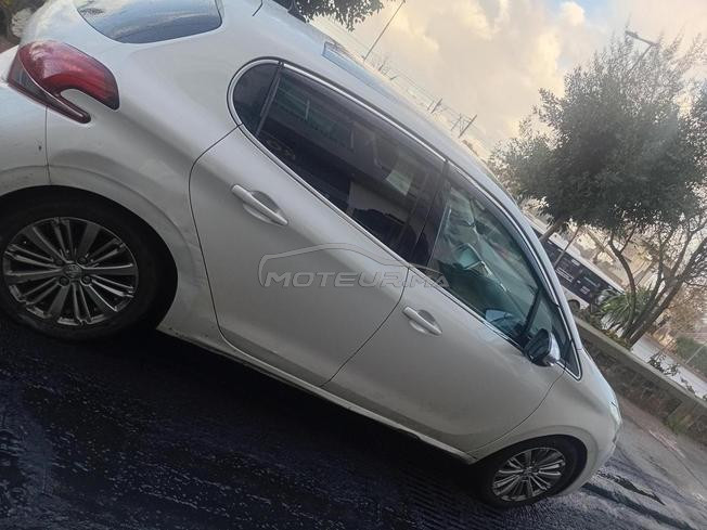 Peugeot 208 Diesel Manuelle 2019 à Rabat
