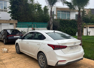 Hyundai accent automatique 1m