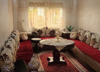 Appartement rénové de 103 m² à AIN SEBAA