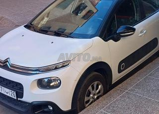 سيتروين سي 3 بيضاء