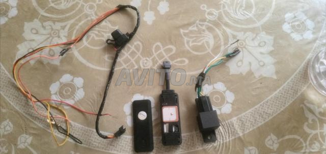 هل تبحث عن حل لمراقبة سيارتك ودراجتك النارية؟ GPS