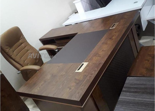 Bureau en bois, armoire de grande capacité bureau