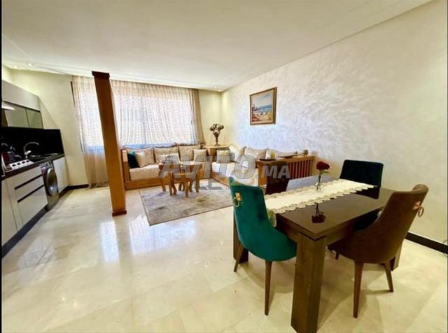 Beau Studio De 65m2 À Semlalia À Louer