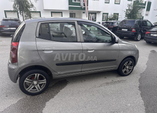 Kia Picanto Essence Manuelle 2010 à Fès