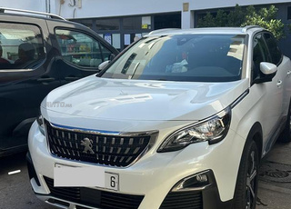 Peugeot 3008 Diesel Automatique 2018 à Rabat