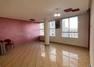 مكتب بلاتو في قلب وجدة