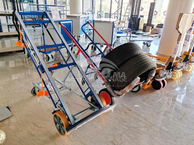 عربة لحمل الإطارات مع حامل – 200 كجم