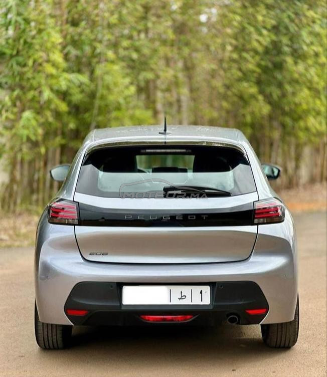 peugeot style  208/2025  diesel 