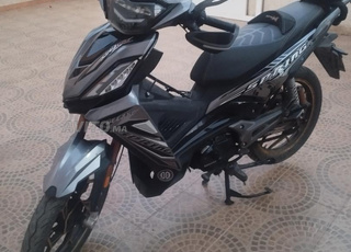 دراجة نارية سبرينغ