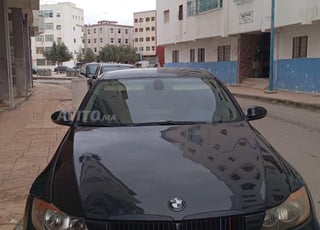 BMW série 3 E90 essence 11cv