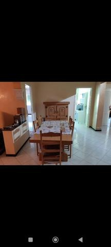 طقم متكون من 3 قطع بيفي بلاكار طاولة 6 كراسي