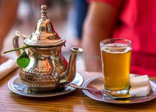 مقهى مجهز للإيجار بالتسيير الحر